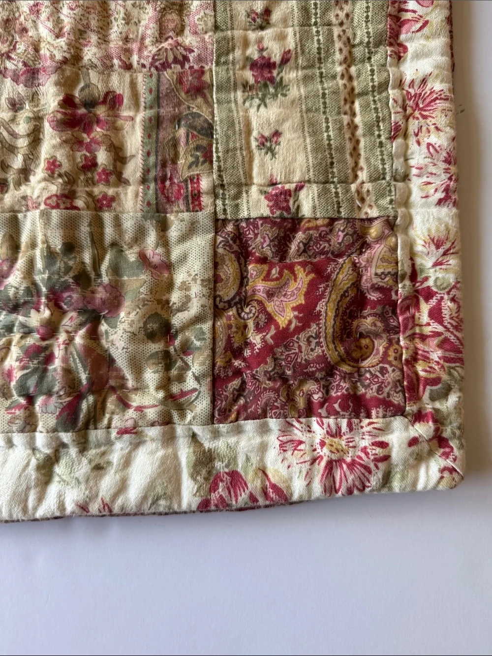 Vintage 16” Quilted Pillow Shams in Cream and Burgundy